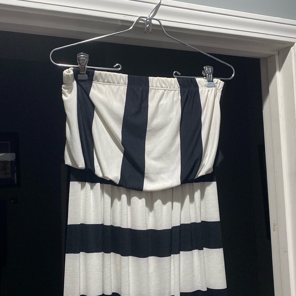 Strapless lined dress